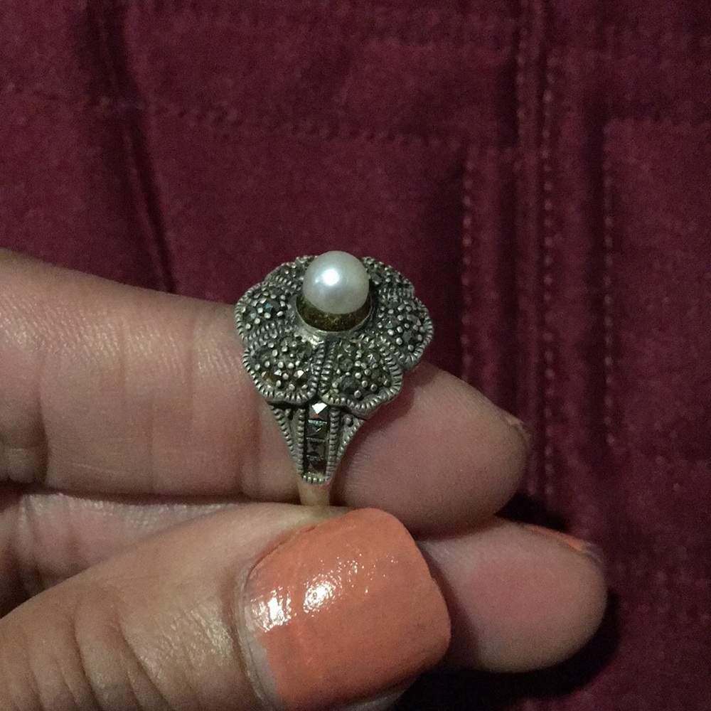 Silver ring  with marcasite settings